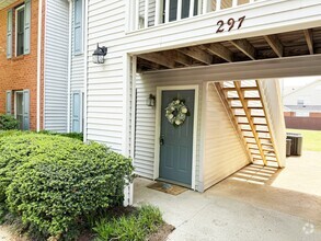 Building Photo - 297 Patriot Ln