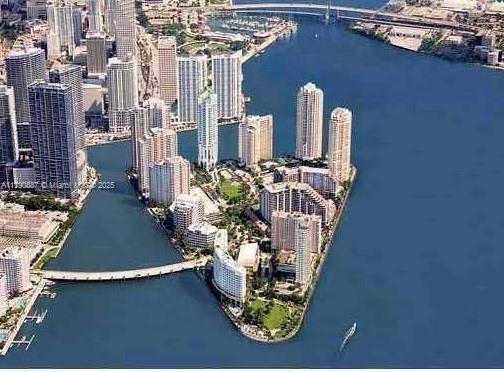 Building Photo - 540 Brickell Key Dr