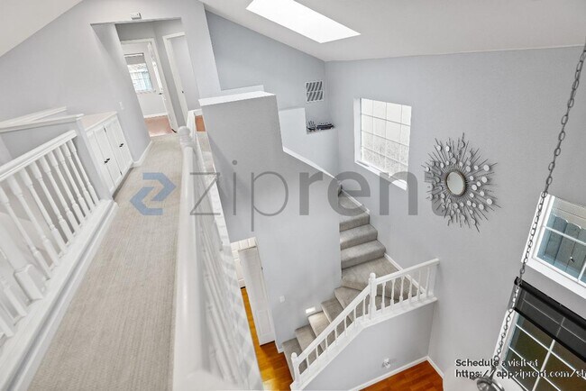 Building Photo - 281 Scotts Valley