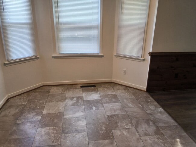 Building Photo - Chesterfield-Salem Church Rd area