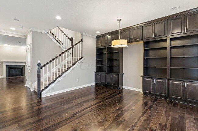 Building Photo - 5912 Danann Dr