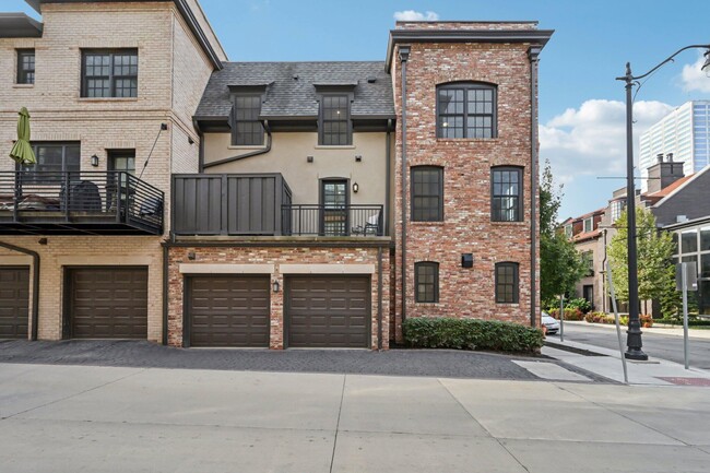 Building Photo - 100 Normandy Ave