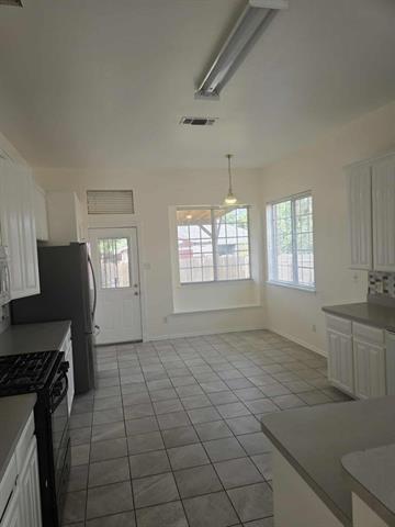 Building Photo - 9125 Tyne Trail