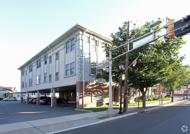 Building Photo - Dunellen Station Condominiums