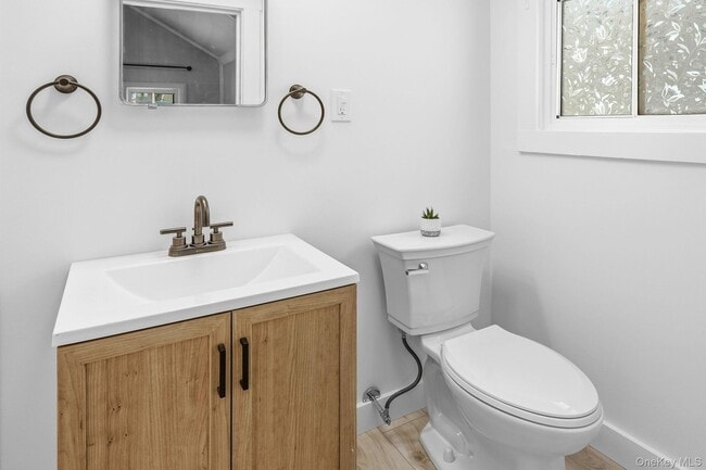 Building Photo - 744 Milltown Rd