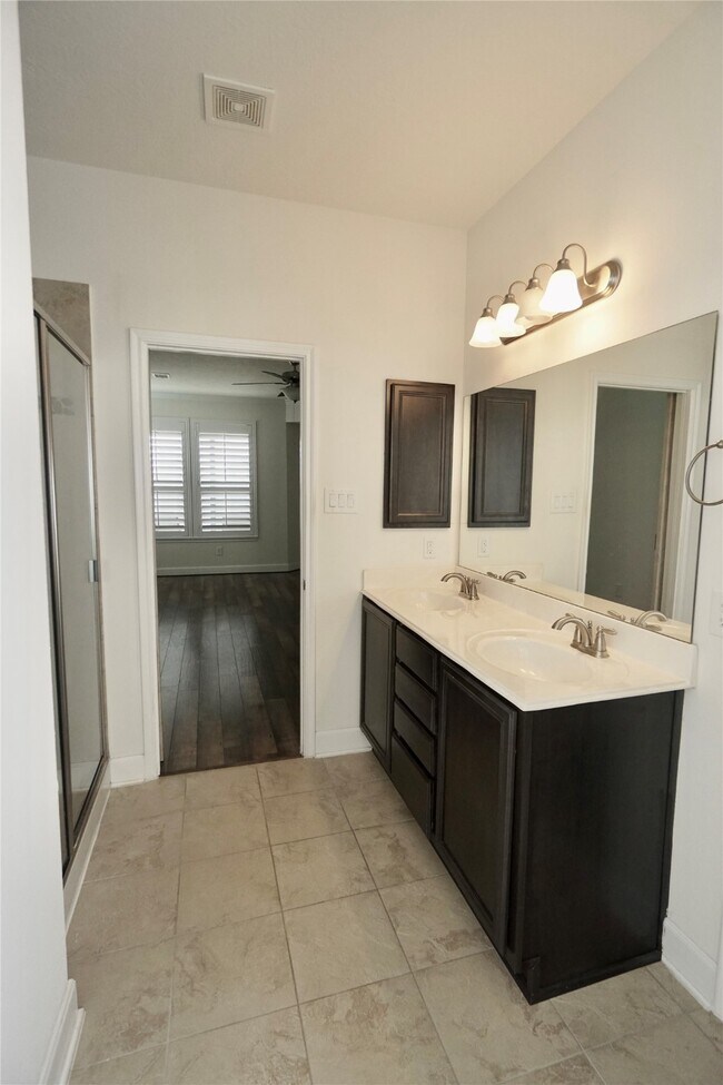 Building Photo - 3606 Russett Glen Ln