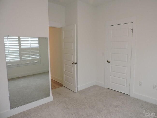 Building Photo - 6590 Paso Fino Dr