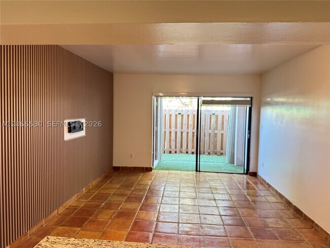 Building Photo - 8999 SW 123rd Ct