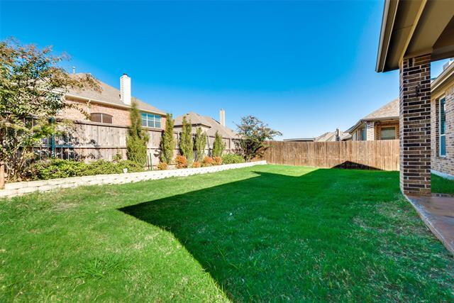 Building Photo - 1016 Somerset Cir