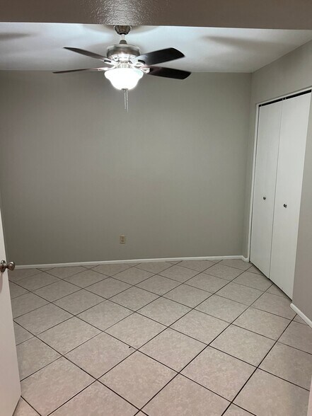 Building Photo - 8625 E Belleview Pl