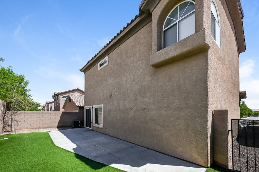 Building Photo - 10839 Vestone St
