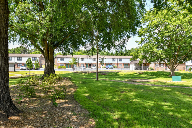 14 - Fairmeadow Townhomes