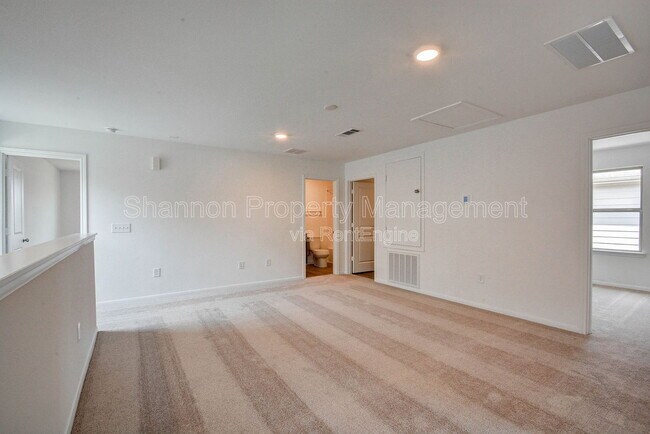 Building Photo - 16642 Teak Mantle Rd