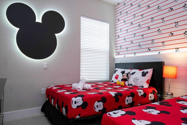 Building Photo - 7592 Sunny Dreams Ln