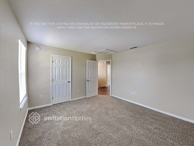 Building Photo - 2825 Oak Hammock Loop