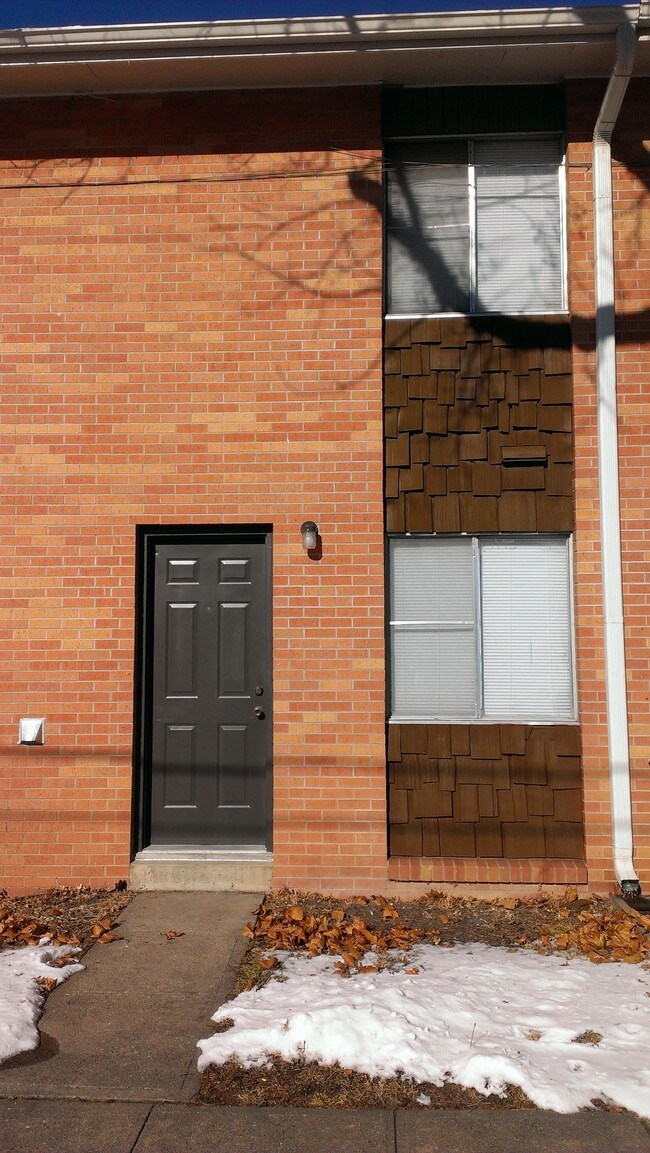 Cantilever Todd 1851 Todd Rd Manhattan KS 66502 Apartment Finder