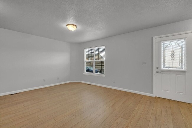 Building Photo - 9429 Fence Post Ct