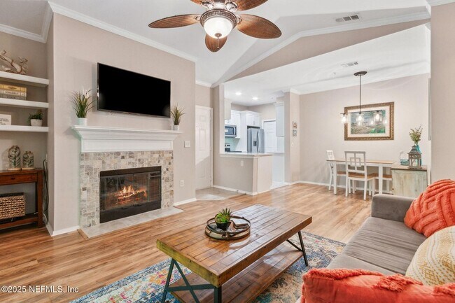 Building Photo - 160 Veracruz Dr