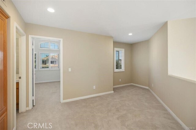 Building Photo - 27 High Bluff