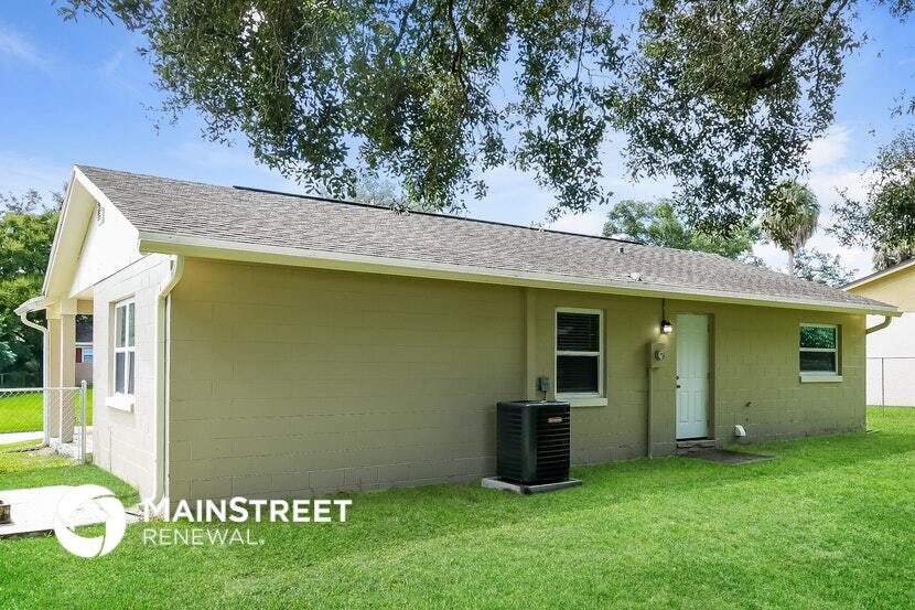 Building Photo - 5611 Marie Ct