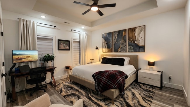 Building Photo - Beautifully maintained home