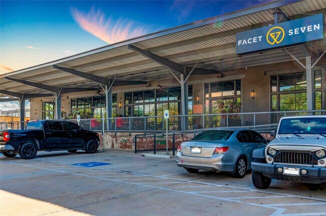 Building Photo - 2471 W 11th St