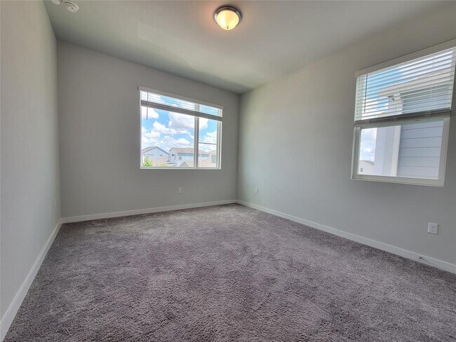 Building Photo - 1301 Showbox St