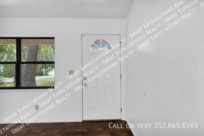 Building Photo - 62 Teak Loop