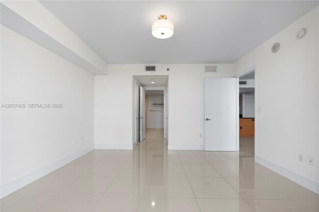 Building Photo - 50 Biscayne Blvd