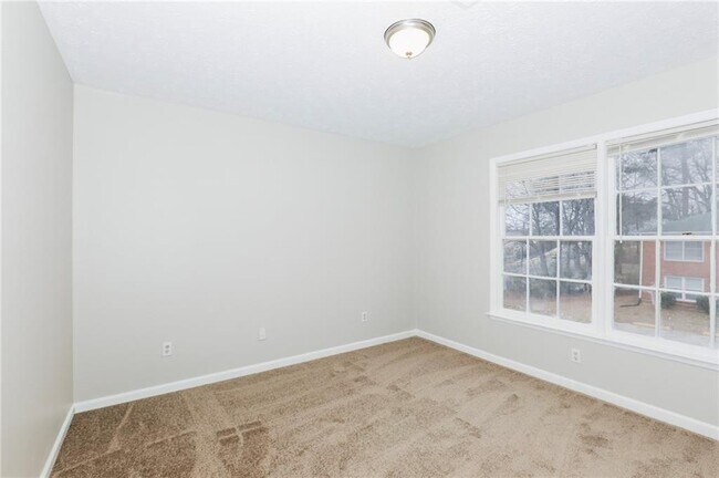 Building Photo - 6682 Chupp Rd