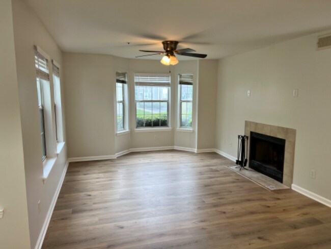 Building Photo - 4408 Lord Loudoun Ct