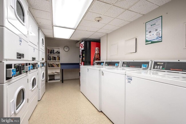 Building Photo - 429 N St SW