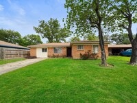 Building Photo - 3006 14th Ave N