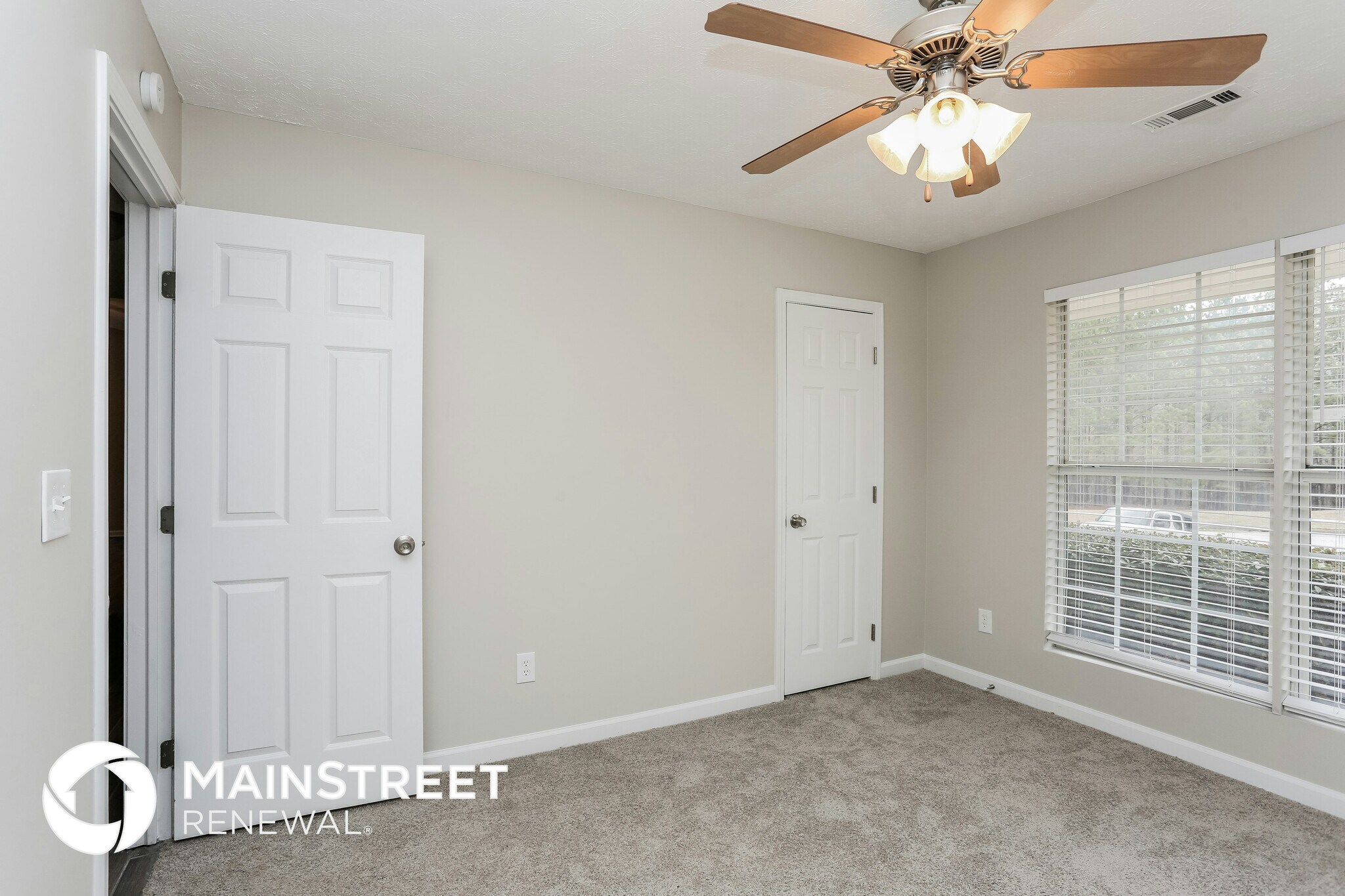 Building Photo - 205 Fairclift Dr