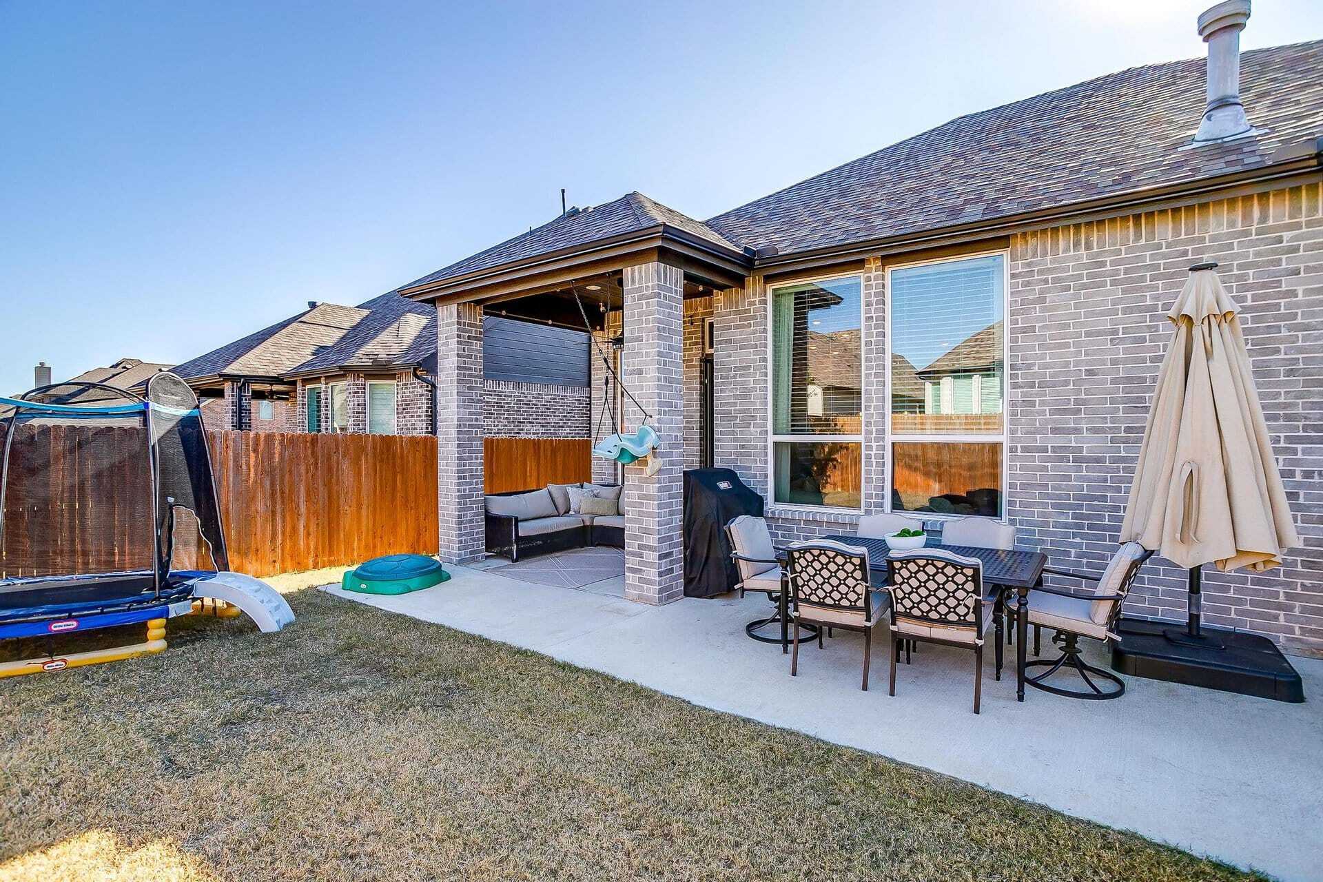 Building Photo - 14904 Chipwood Dr