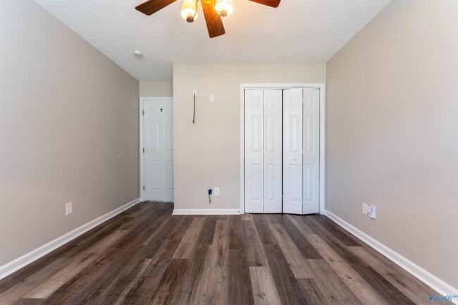 Building Photo - 107 Bridgestone Dr NE