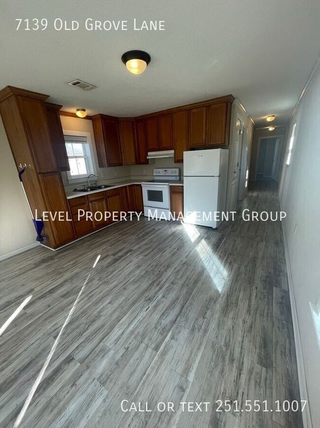 Building Photo - 7139 Old Grv Ln