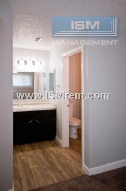Building Photo - Riverview Condominiums