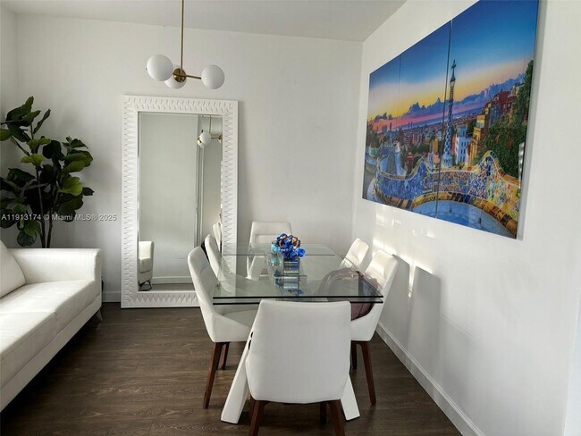 Building Photo - 8986 W 35th Way