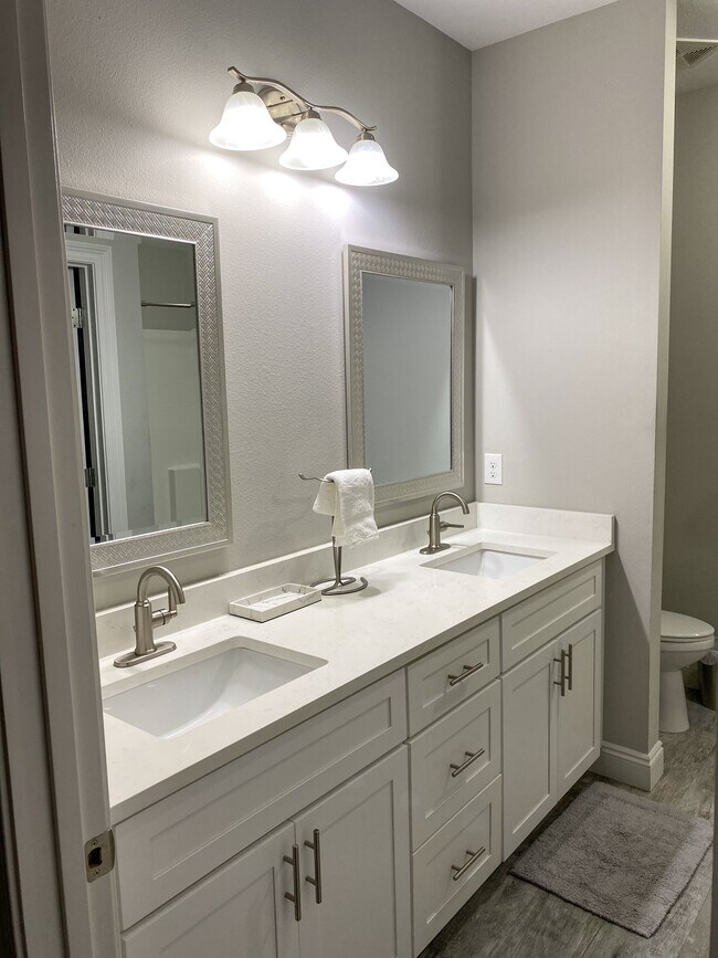 2148 Wind Trace Road N 2148 Wind Trace Road N Navarre FL 32566