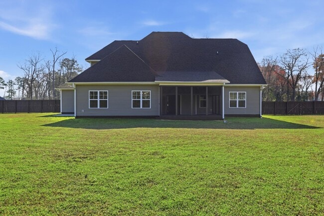 Building Photo - 206 Leland Ln