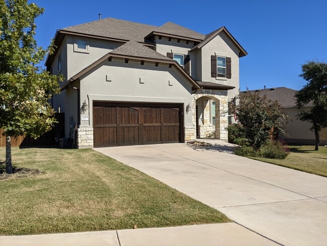 Building Photo - 15008 Cabrillo Way