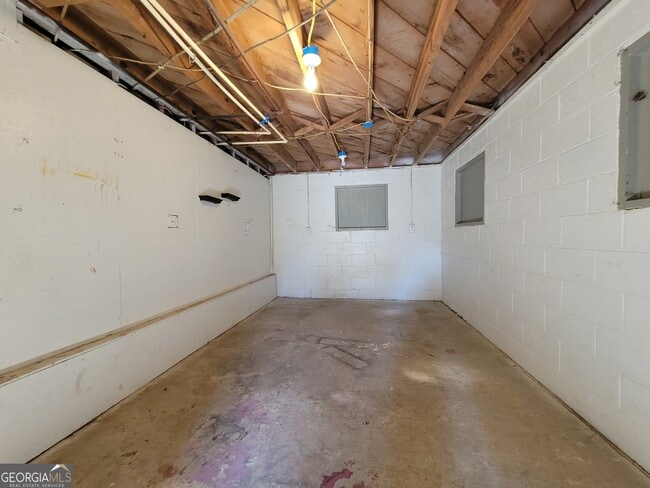 Building Photo - 34 E New St