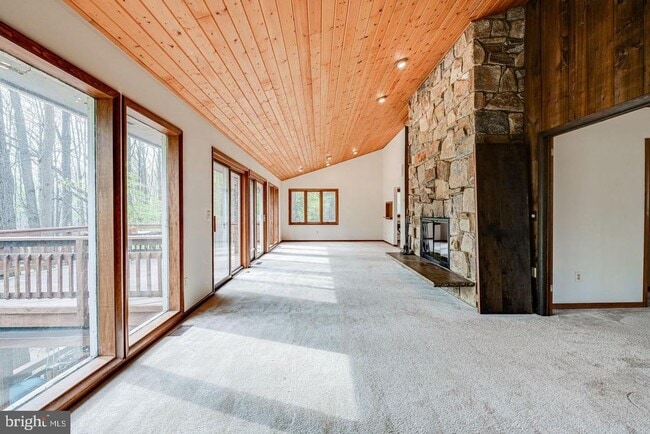 Building Photo - 1328 Potomac School Rd