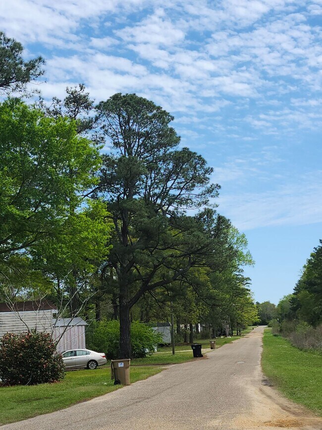Building Photo - Hidden Acres Park.