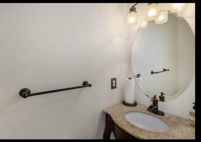 Building Photo - 205 Marcie Rush Ln