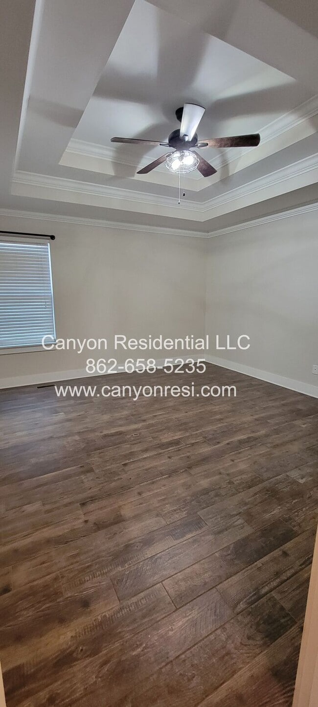 Building Photo - 7451 Pfizer Dr