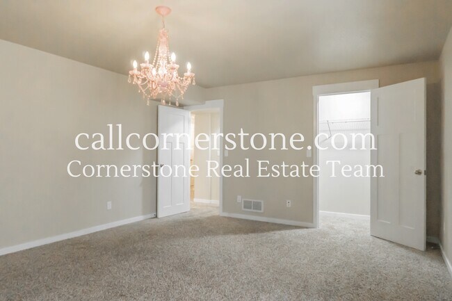 Building Photo - 7406 Willow Pines Pl