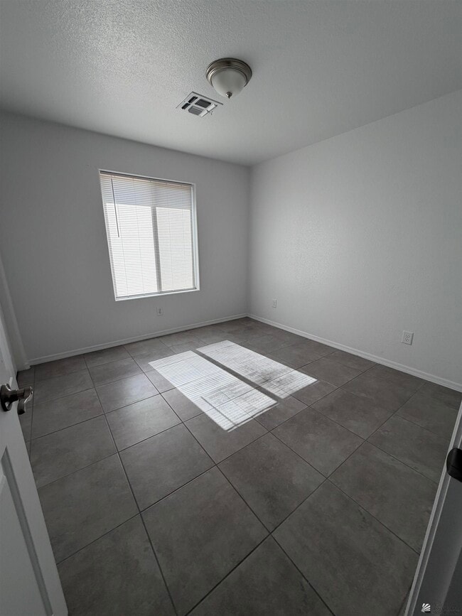 Building Photo - 4792 E Udall Ln