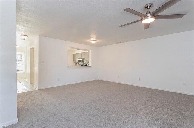 Building Photo - 5684 Campus Dr